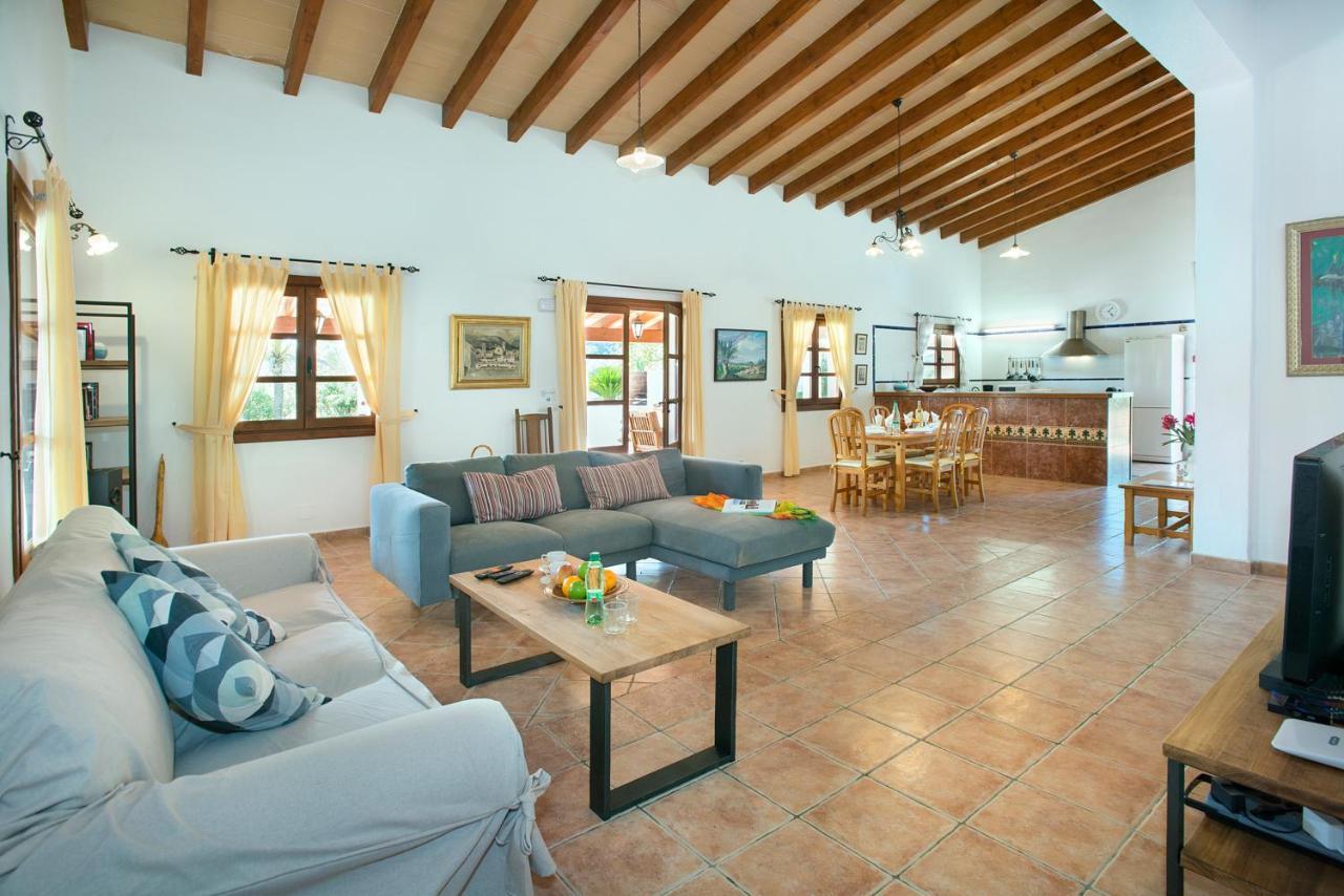 Owl Booking Villa Romeu - 10 Min Walk To The Old Town ポレンサ エクステリア 写真